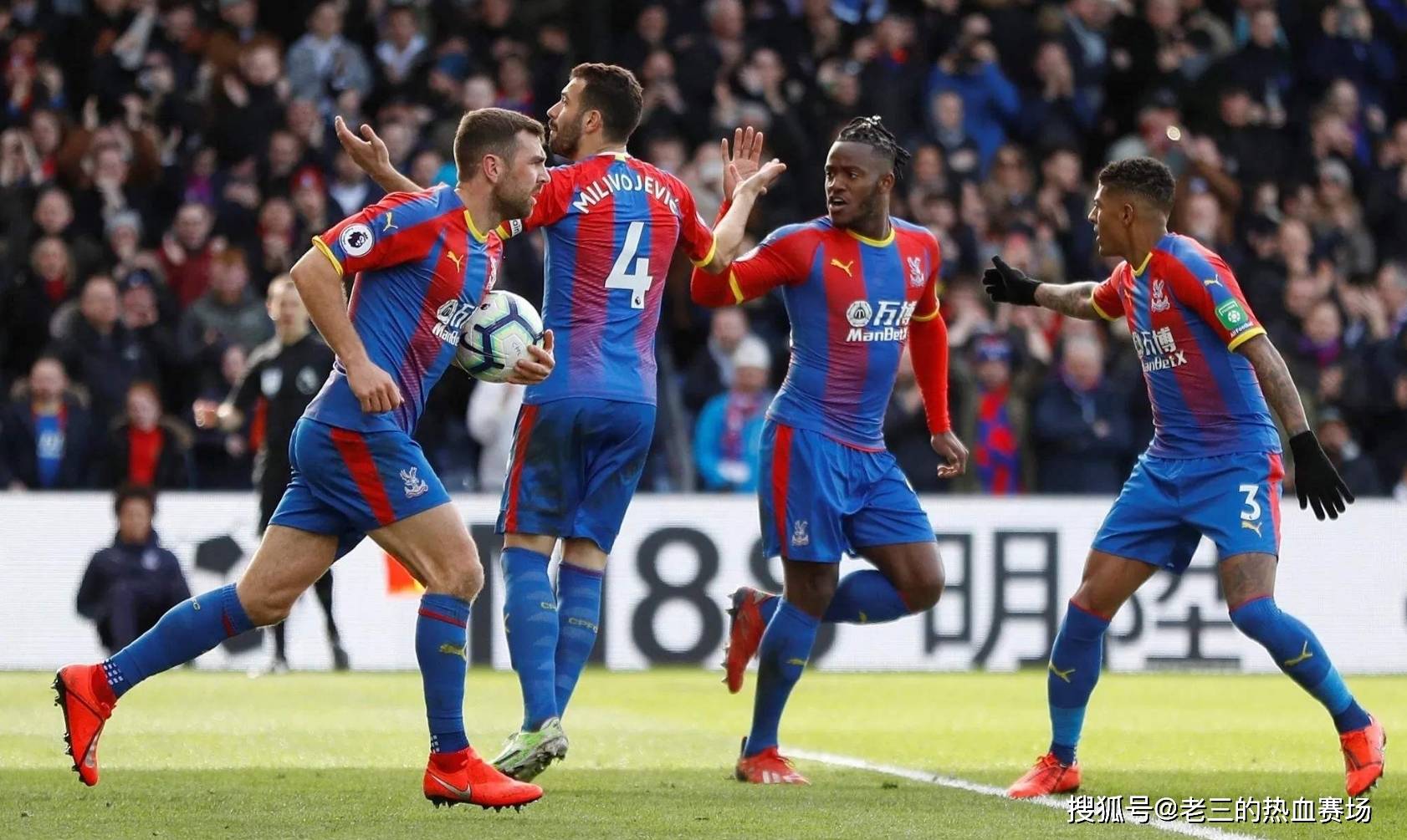 随着美国政 随着美国政